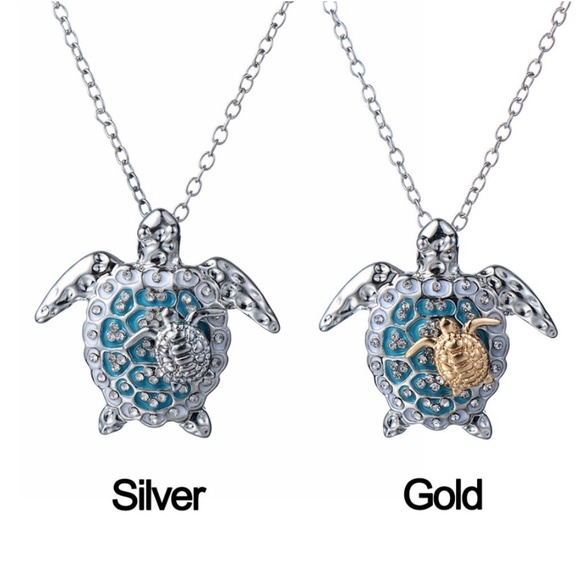 Beautiful silver sea turtles with gold necklace - Picture 2 of 8